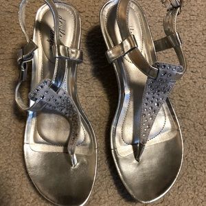 Flex comfort silver size 7